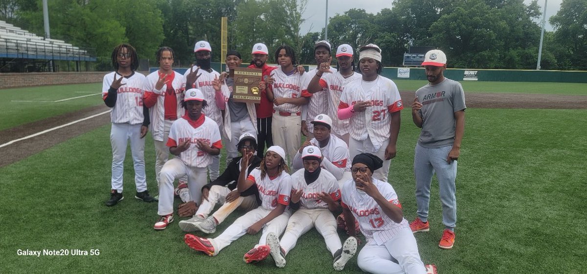 Middle College Baseball Regional Champions! #bulldogtuff #keepworking