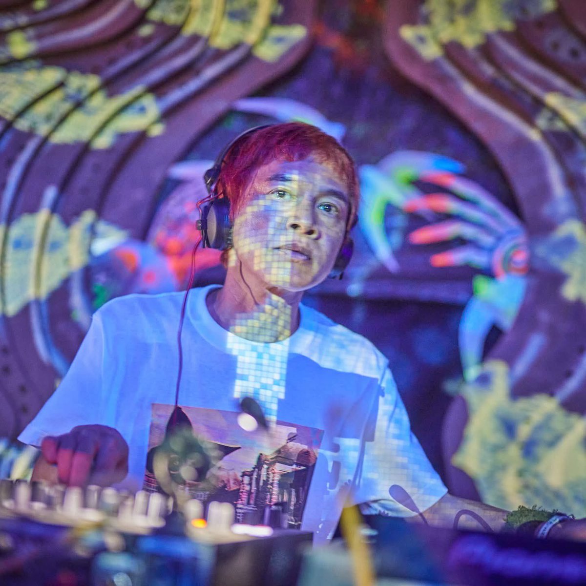 DJ HIROAKI WADA (@hiro_spaceseeds) on Twitter photo 6月7日<a href="/RLounge_/">RLounge_TOKYO</a>
JANGOー!!!やります!
渋谷のRloungeをジャングルにしちゃうぜ🌴🌳🌴🌳🪵
ゲストには、
HENTAI CAMERAMAN❤️
Dj Morrieo⚡️💥 6月7日<a href="/RLounge_/">RLounge_TOKYO</a>
JANGOー!!!やります!
渋谷のRloungeをジャングルにしちゃうぜ🌴🌳🌴🌳🪵
ゲストには、
HENTAI CAMERAMAN❤️
Dj Morrieo⚡️💥