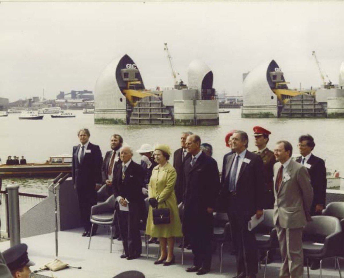 #OnThisDay in 1984, Her Majesty the Queen formally opened London's 520m flood defence across the #Thames, although it had been operational for a couple of years previously.

It has now protected #London from tidal flooding on 221 occasions.
