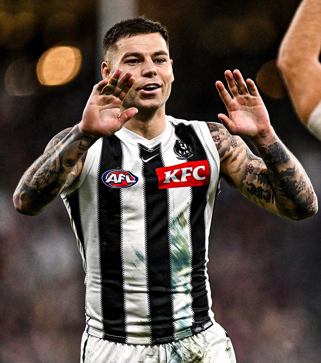 FT

DOCKERS 12.11.83
MAGPIES 15.7.97

Billy the star with 6, and the Pies return to the winners list. Solid win with some heavy experience out of the side! 

GO PIES 🏴🏳️