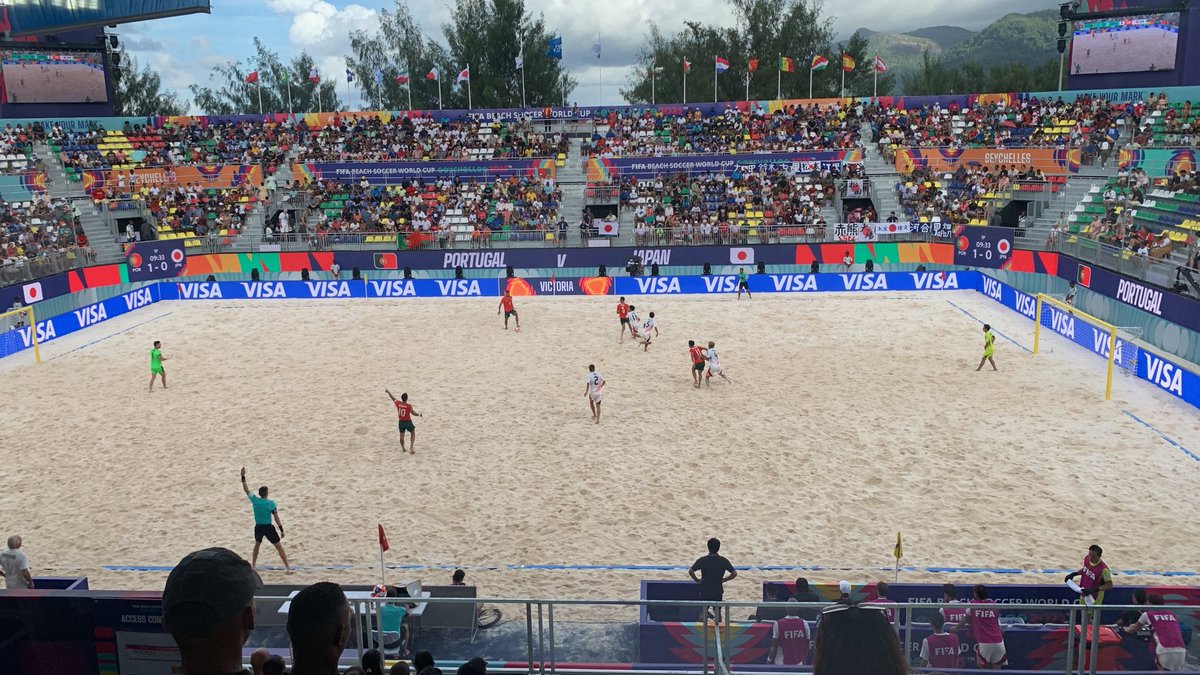 KalushaPBwalya's tweet image. 1st Period done. #Portugal 2-1 #Japan #FifaBeachSoccerWC2025 #Seychelles More to come