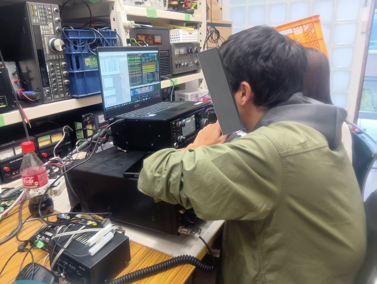 今月はZLOさん主催で #大学社団一斉オンエア月間 が開催されていますね
YXPでもたまあに運用してますのでぜひよろしくお願いします！
これは昨日40mSSBとFT8運用した様子です