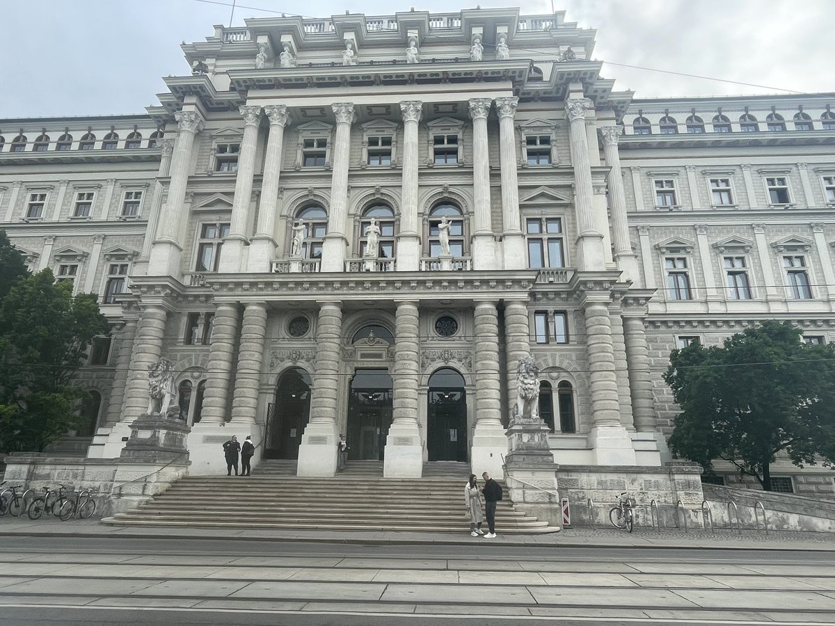 pokrun1's tweet photo. #tourismejudiciaire https://t.co/C0omwO5d4S