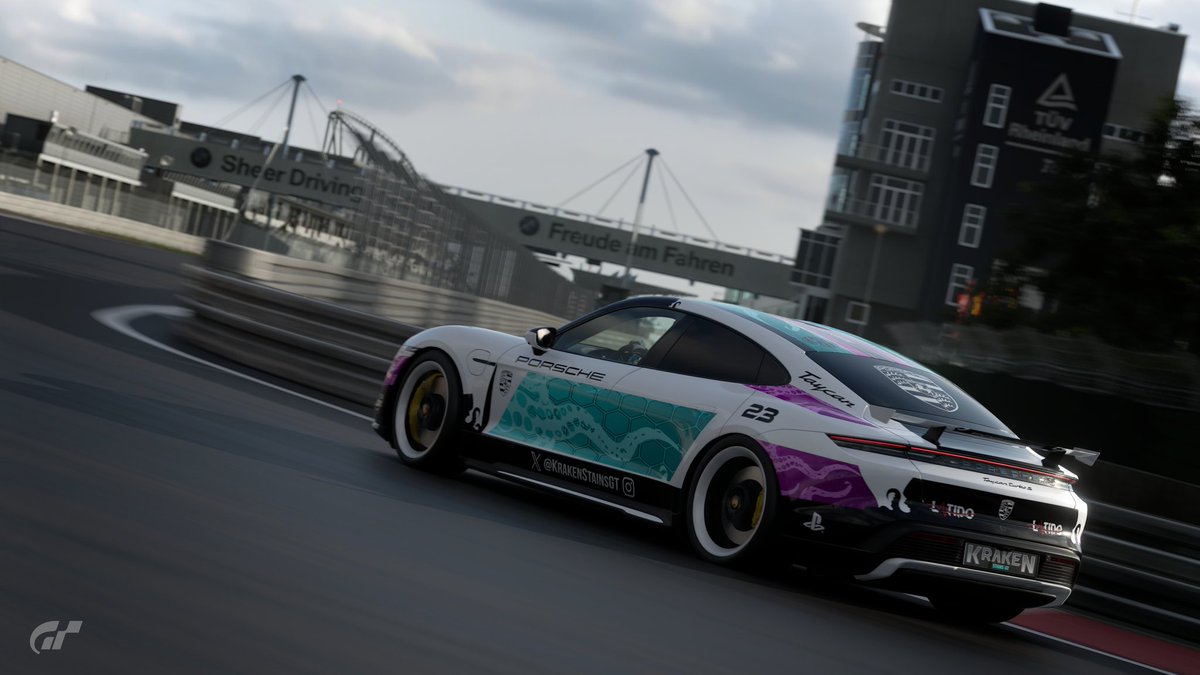 [DAS MAESTROS / RONDA 2]

Después de 1 semana de parón, volvemos a la competición con la R2 de la Serie Electric, trazado GP de Nürburgring a los mandos del potente Porsche Taycan 🇩🇪.

Con posibilidad de lluvia sobre la mesa y un coche complejo, intentaremos hacer un gran papel.