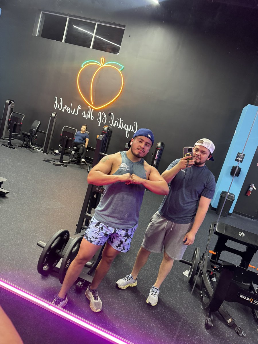 Robertt Gm tweet media