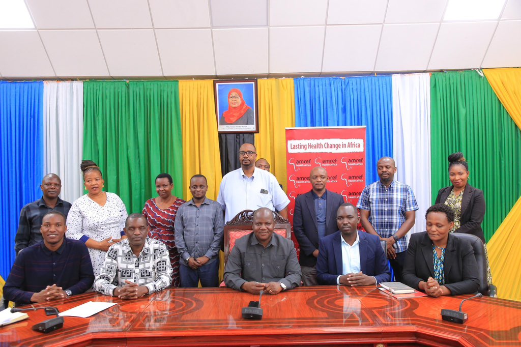 📍Dodoma

Mapema leo,  Amref Tanzania kwa kushirikiana na Wizara ya Afya, Ofisi ya Rais TAMISEMI na wadau wengine, wamekutana katika kikao kazi cha kutambulisha Mradi wa Kuimarisha Huduma za Kifafa (Enhancing Epilepsy Care Africa (EECA) in Tanzania).

Akizungumza katika kikao
