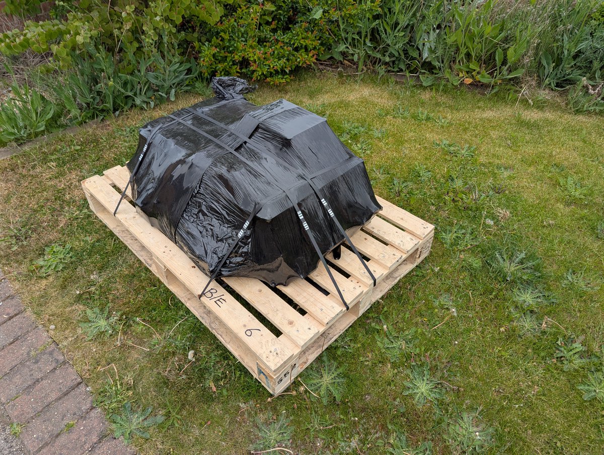 My free 17kwh battery pack just arrived. Upgrade for my solar storage with the Lilygo T-Can and github.com/dalathegreat/B…