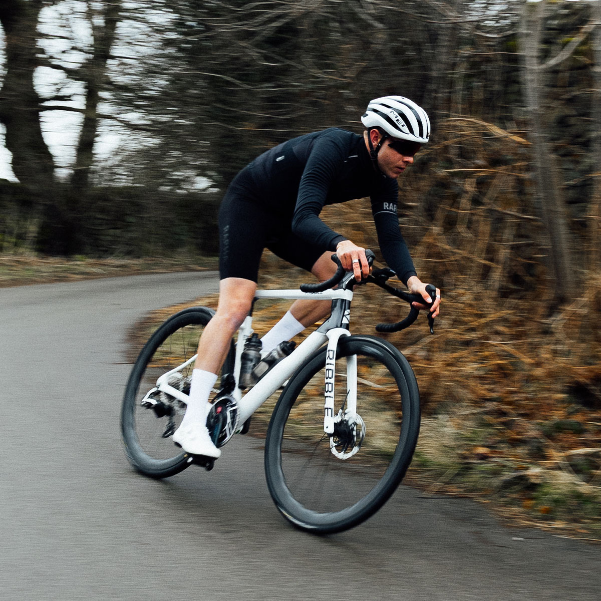 RibbleCycles's tweet photo. It doesn’t matter when you launch your attack - steep climbs, chaos of the breakaway, or tight descents.
ULTRA-RACE is designed to excel in every race situation. No compromise. https://t.co/iU7HoL6iCP
#UltraRace #NoCompromise #RideRibble #RoadCycling #RaceMachine #CyclingPerformance #OutClimbOutSprintOutCorner