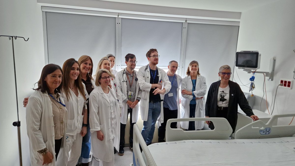 📍La nueva 𝙐𝙣𝙞𝙙𝙖𝙙 𝙙𝙚 𝘾𝙪𝙞𝙙𝙖𝙙𝙤𝙨 𝙍𝙚𝙨𝙥𝙞𝙧𝙖𝙩𝙤𝙧𝙞𝙤𝙨 𝙄𝙣𝙩𝙚𝙧𝙢𝙚𝙙𝙞𝙤𝙨 del #HUCA permite tratar a unos 200 pacientes críticos al año fuera de la UCI
✔Tiene  10 camas monitorizadas para personas que requieren soporte respiratorio agudo