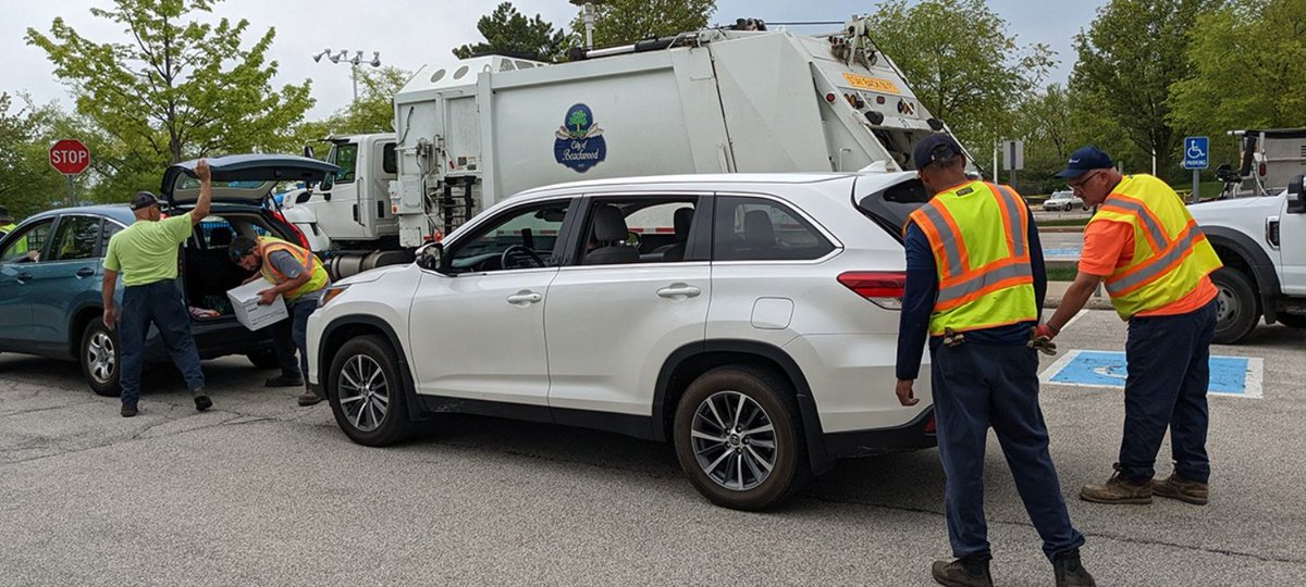 Beachwood Residents — Don’t Forget!
FREE Community Shred Day is Tomorrow - Friday, May 9
3:00–6:00 PM
Fairmount Temple Property, 23737 Fairmount Blvd.

Beachwood residents only – bring ID for proof of residency
Use paper bags or banker boxes only (no blue grocery bags, please)