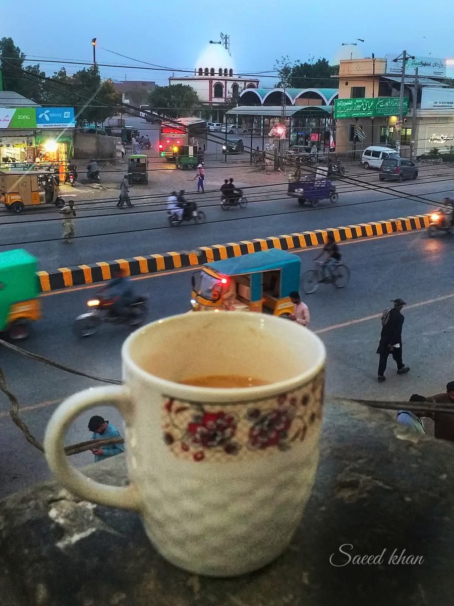 خوبصورت شہر کی 
خوبصورت شام ۔۔۔۔
اے سی کوچ ٹرمینل بہاولپور ۔۔۔