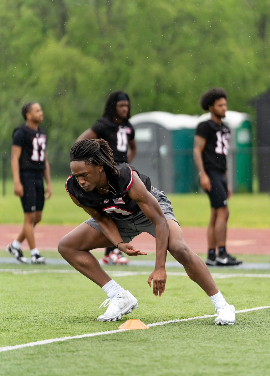 Cruiser Football tweet media