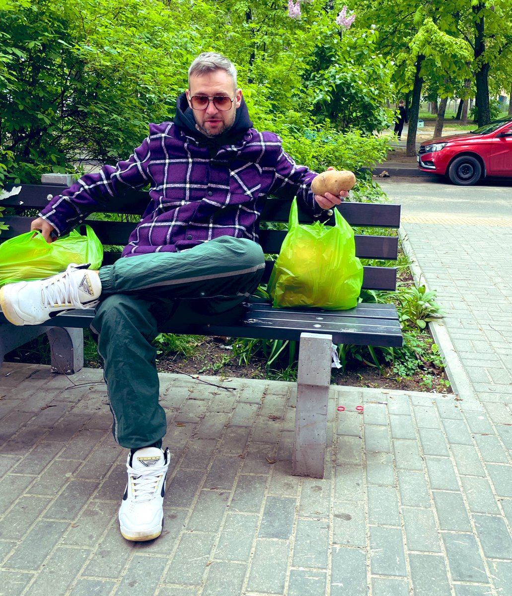 Антось Мартыненка tweet media