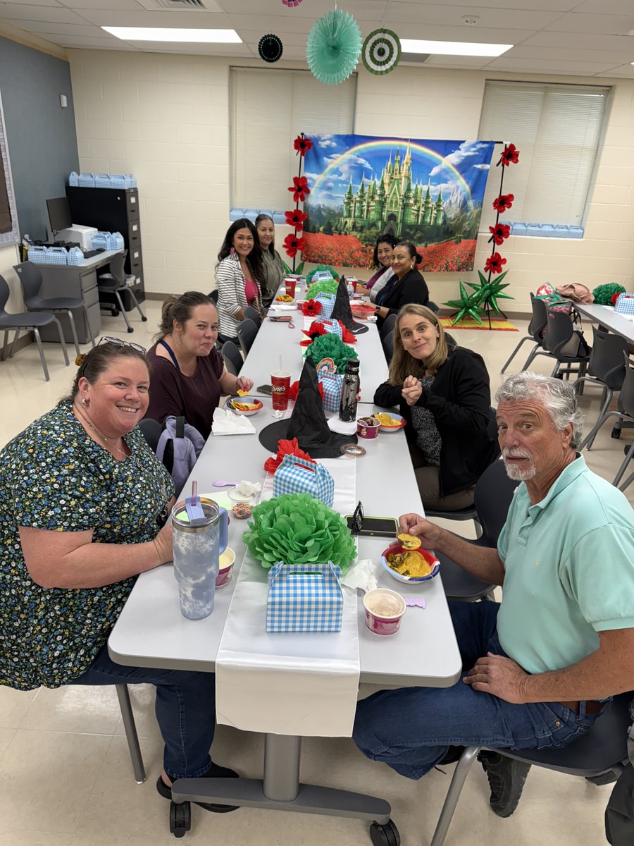 StrausCounseling tweet media