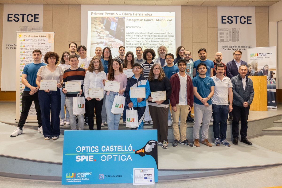 Dynamo Project (@dynamoprojecteu) on Twitter photo Celebrating #InternationalDayOfLight2025 with <a href="/PhotonicsUji/">GROC•UJI</a> and <a href="/OpticsCastello/">OCAS (Optics Castelló)</a> at @ujiuniversitat!
Dr. Eugenio Roldán (from <a href="/UV_EG/">Universitat València</a>) shared brilliant insights on light’s identity—from Newton to quantum optics.
📸Well done to the winners of the photo contest on optical phenomena Celebrating #InternationalDayOfLight2025 with <a href="/PhotonicsUji/">GROC•UJI</a> and <a href="/OpticsCastello/">OCAS (Optics Castelló)</a> at @ujiuniversitat!
Dr. Eugenio Roldán (from <a href="/UV_EG/">Universitat València</a>) shared brilliant insights on light’s identity—from Newton to quantum optics.
📸Well done to the winners of the photo contest on optical phenomena