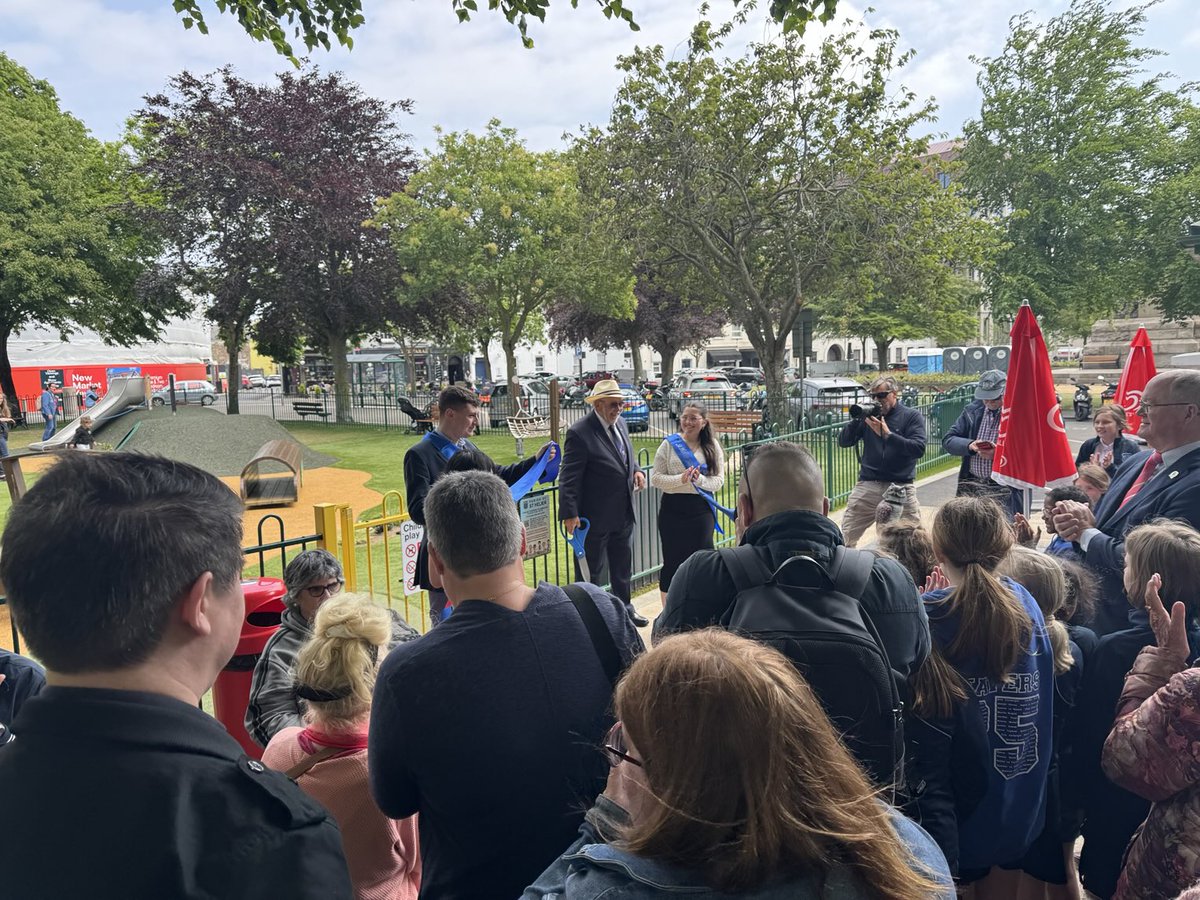 David Warr (Deputy, St Helier south) (@warronwords) on Twitter photo Official opening of Parade gardens play area. The usage already has been phenomenal. We need this quality replicated throughout the Island and walk the talk of putting children first Official opening of Parade gardens play area. The usage already has been phenomenal. We need this quality replicated throughout the Island and walk the talk of putting children first