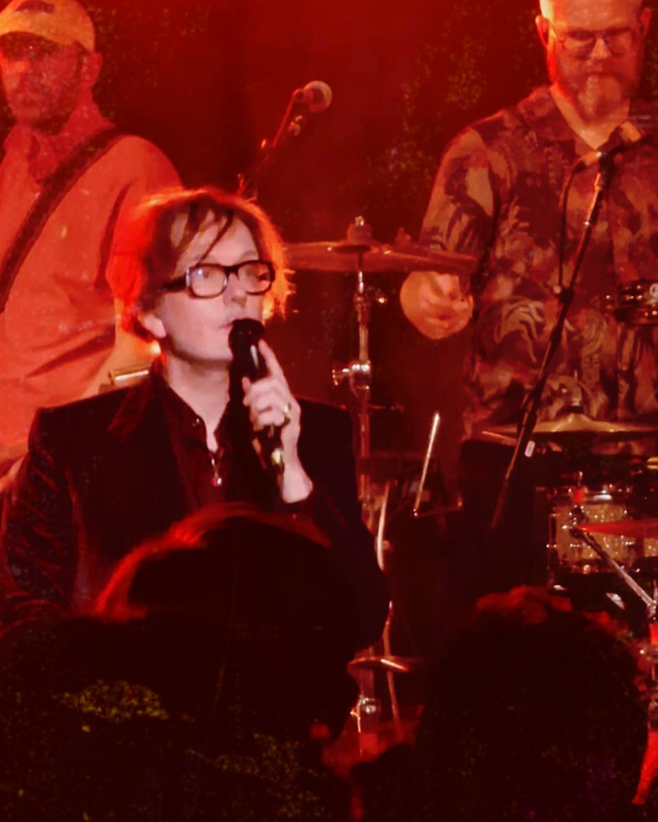 bbcshowstours's tweet photo. Last night at the BBC Radio Theatre we partied hard with Pulp - and what a night it was.
Thank you to the band and every one of you who made it unforgettable.
#Radio2InConcert #BBCShows https://t.co/R3cPRgGfy8