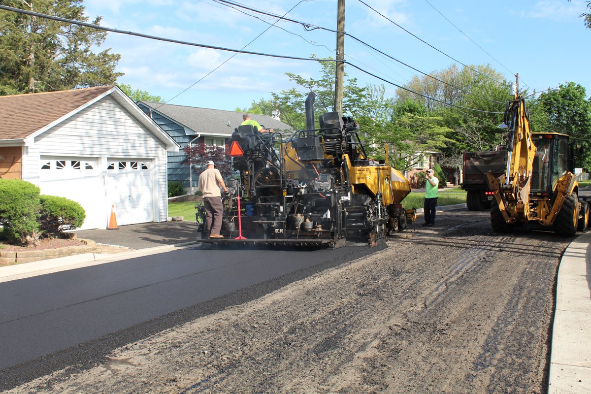 #Piscataway Public Works is doing a great job resurfacing Montgomery Street.