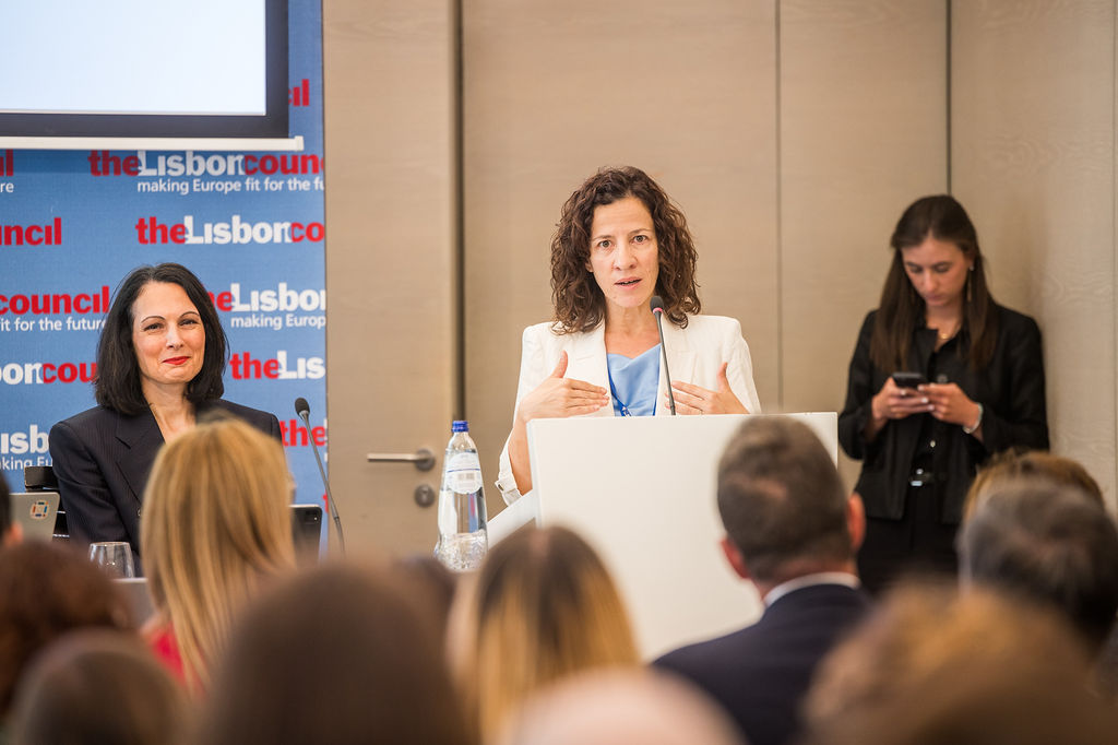 OStogether's tweet image. Road-STEAMer at the 2025 Skills Summit!
On April 30 in Brussels, we unveiled our STEAM Roadmap at a high-level event on transforming STEM education for a fairer, more competitive Europe.
Proud to shape the future together!
๐tinyurl.com/mrx4a4eh
#STEAMEducation #HorizonEU