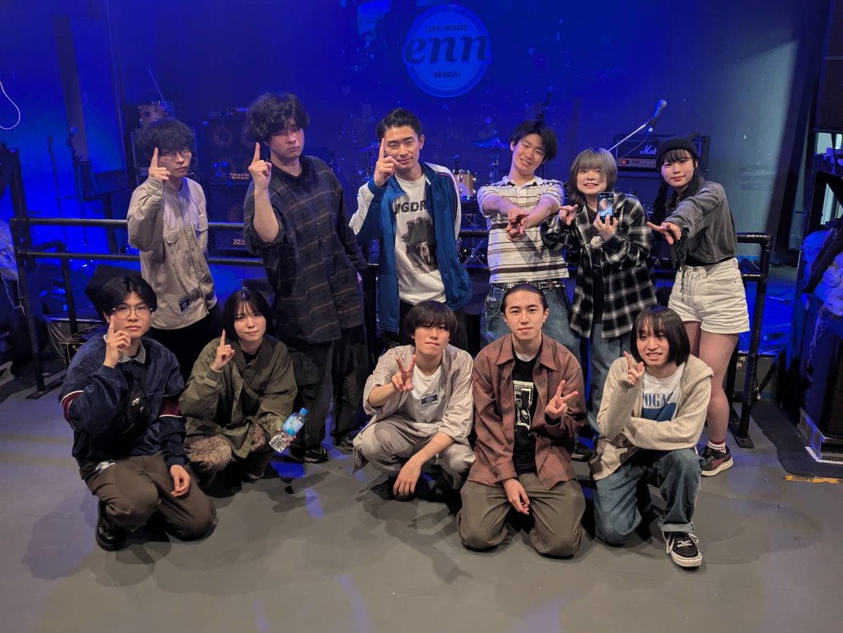 manamidari's tweet photo. 【🎉ライブありがとう！🐟👈これは魚】
先日はシンカイギョpresents「浮上 vol.1」ありがとうございました！
(EPﾘﾘｰｽ・ｿﾛﾌﾟﾛｼﾞｪｸﾄ始動おめでとうございます🎶)

ひっっさしぶりにメンバー集結して演奏しました‼️‼️まなみだりの音楽をお届けできて楽しかったです🎶またお会いしましょう‼️ https://t.co/Gwl9hRPzqY