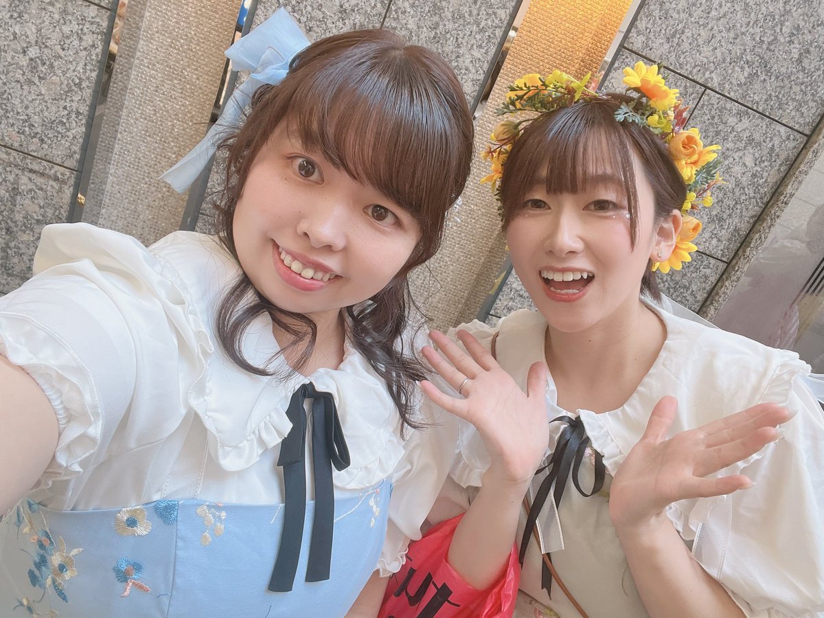 あかり tweet media