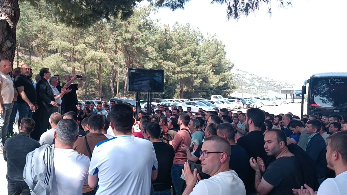 ‼️EMEĞİMİZE, GELECEĞİMİZE SAHİP ÇIKIYORUZ!

📢ACCURIDE WHEELS JANT FABRİKASI KAPANMASIN, İŞÇİLERİN HAKLARI GÜVENCE ALTINA ALINSIN!

Basın açıklaması👇

🗓️9 Mayıs Cuma
⏰16.30
📍Accuride Fabrikası önü (Adres: Fatih Mh. Sanayi Kümeevler Bölgesi No: 44 Merkez/BİLECİK)