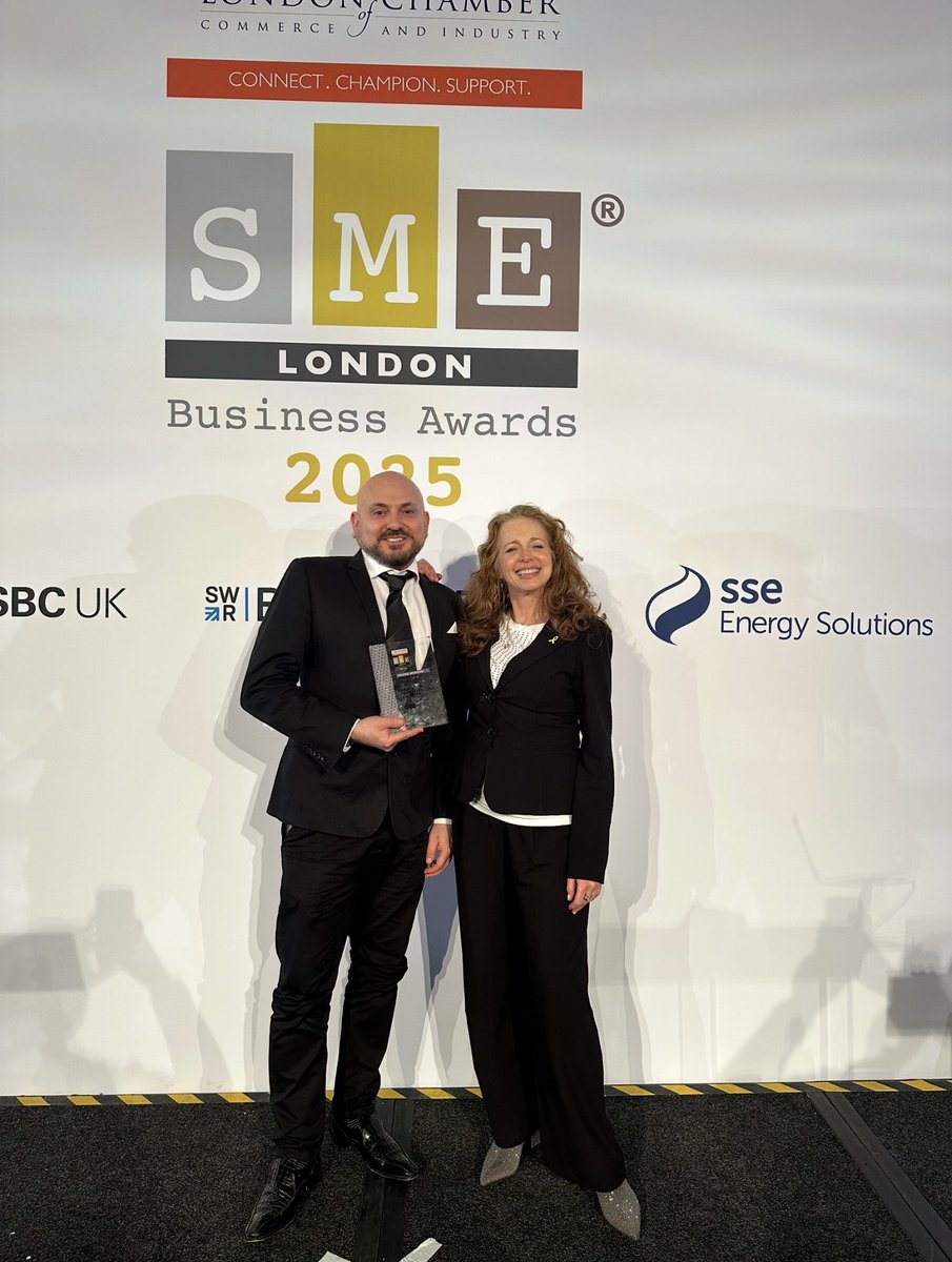 Thank you <a href="/londonchamber/">London Chamber of Commerce and Industry</a> for this glorious award! HD is so proud to be Family Business of the Year 2025, 2nd year running  #silverlinings #awardwinners #stantheman 🧡