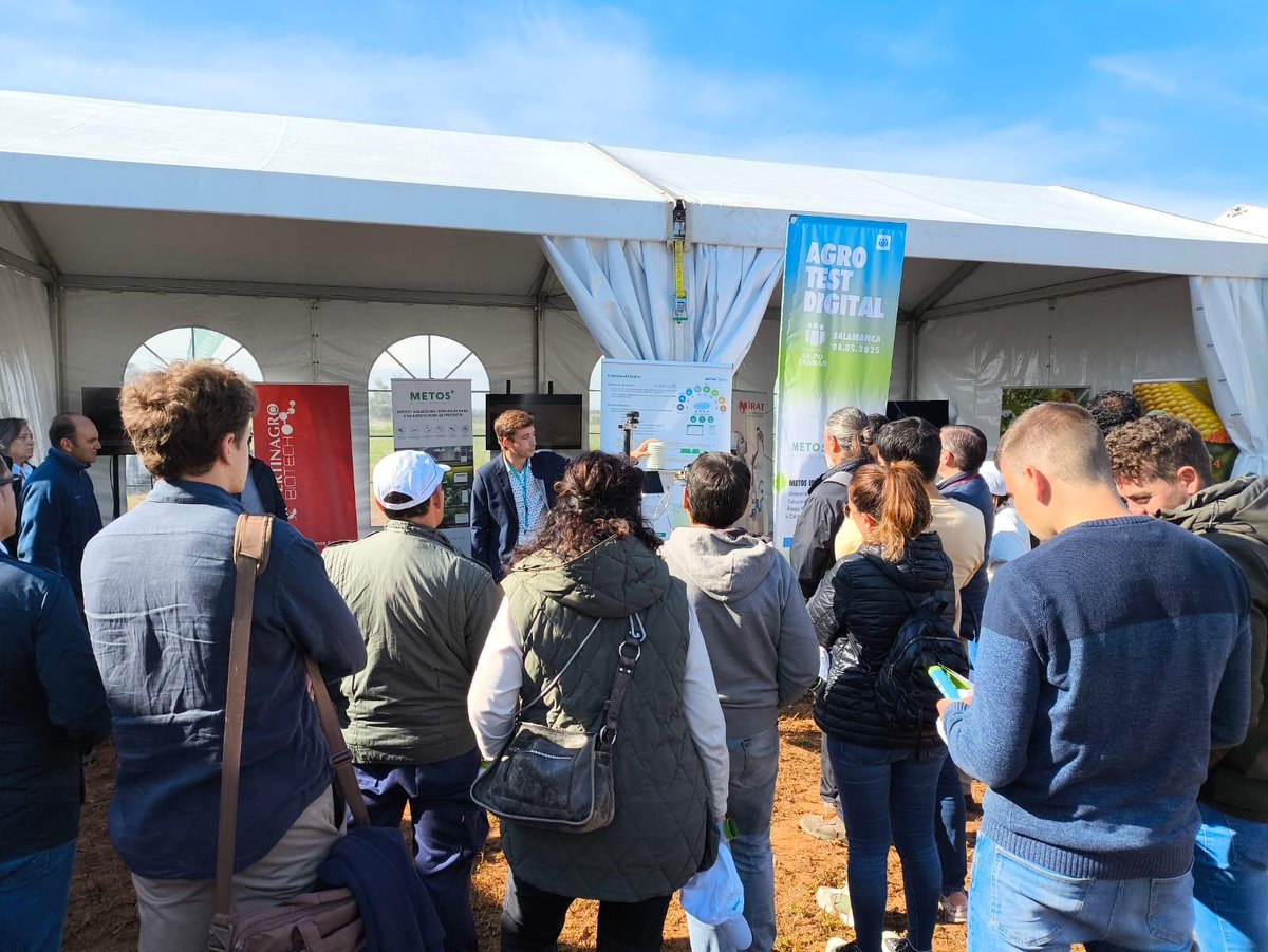 IRNASA-CSIC (@irnasa_csic) on Twitter photo 🌾¡Gran ambiente en #Muñovela desde primera hora de la mañana! La jornada #AgrotestDigital Salamanca que organizamos en colaboración con <a href="/Cajamar/">Grupo Cajamar</a> <a href="/ADNAgroFood/">Cajamar ADNAgroFood</a>, está sirviendo como punto de encuentro exitoso entre 2⃣0⃣ empresas innovadoras, agricultores y ganaderos 🧵1/3 🌾¡Gran ambiente en #Muñovela desde primera hora de la mañana! La jornada #AgrotestDigital Salamanca que organizamos en colaboración con <a href="/Cajamar/">Grupo Cajamar</a> <a href="/ADNAgroFood/">Cajamar ADNAgroFood</a>, está sirviendo como punto de encuentro exitoso entre 2⃣0⃣ empresas innovadoras, agricultores y ganaderos 🧵1/3