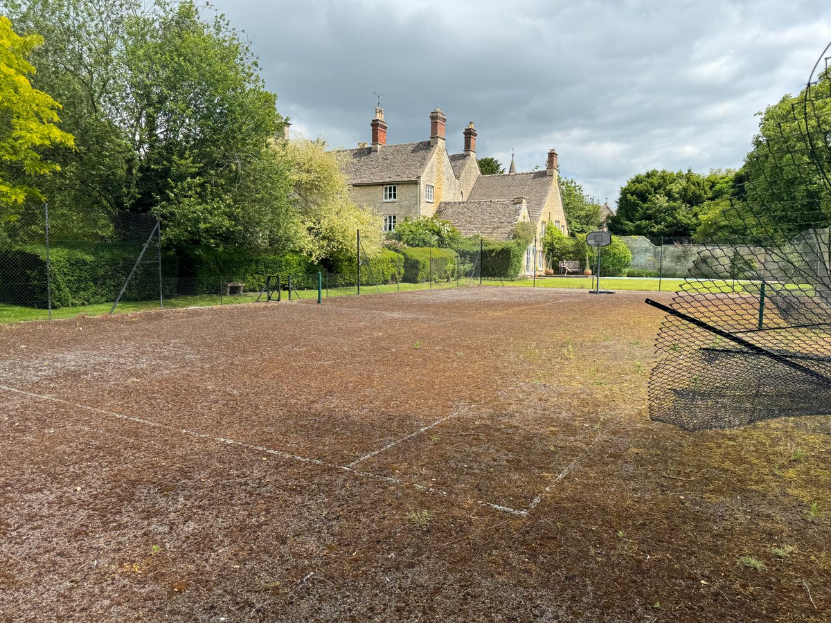 Sportssurfacing's tweet image. We always try to find a solution that meets with our client's budget &amp;amp; expectations. This tennis court had been neglected for some years &amp;amp; although the client didn't intend to play much tennis, it was an eyesore &amp;amp; needed a little 'tender, loving, care' which we obliged with......