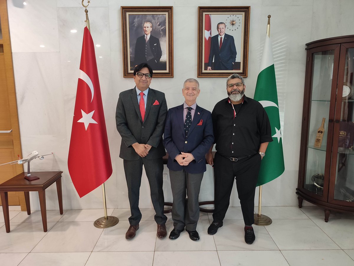 PMEX (@pakmercex) on Twitter photo A delegation from PMEX Chief Business Officer, ๐๐๐ค๐ข ๐ฎ๐ซ ๐๐๐ก๐ฆ๐๐ง and Senior Manager - Business, ๐๐๐๐ข๐ ๐๐๐ฆ๐ฌ๐,met with the Honorable Consul General of Turkey ๐น๐ท, ๐๐ซ. ๐๐๐ฆ๐๐ฅ ๐๐๐ง๐ ๐ฎ to discuss physical deliverable contracts in Wheat, Sugar, and Gold. A delegation from PMEX Chief Business Officer, ๐๐๐ค๐ข ๐ฎ๐ซ ๐๐๐ก๐ฆ๐๐ง and Senior Manager - Business, ๐๐๐๐ข๐ ๐๐๐ฆ๐ฌ๐,met with the Honorable Consul General of Turkey ๐น๐ท, ๐๐ซ. ๐๐๐ฆ๐๐ฅ ๐๐๐ง๐ ๐ฎ to discuss physical deliverable contracts in Wheat, Sugar, and Gold.