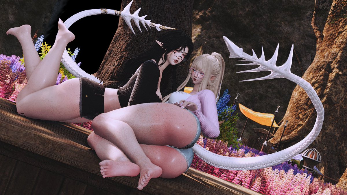 Bet the shorts wouldn't fit her, silly me ~♥ 
w/ <a href="/Yuun_YunUwU/">YuunYun</a> 

#ffxivlewd  #gposersnsfw  #ffxivgposers