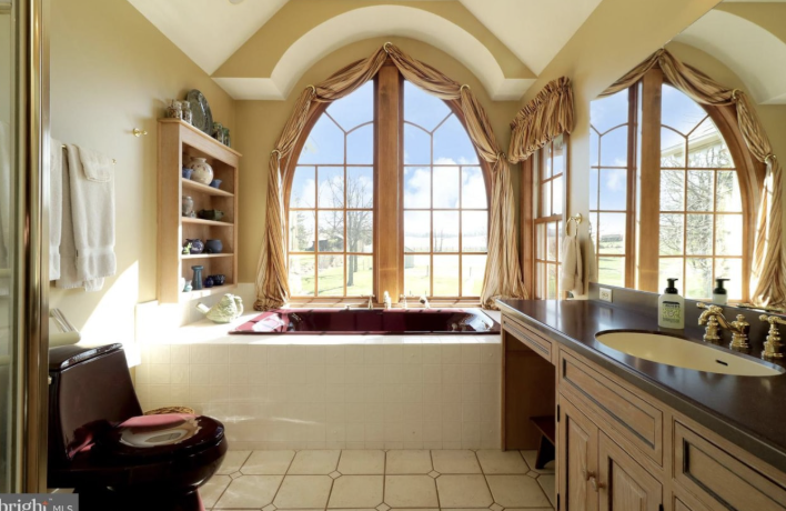 Why are Penn Staters quietly buying up these hidden real estate gems?
It’s not just nostalgia—it’s strategy.
🏡 See what they know that others don’t: bit.ly/4k23yhu

#HappyValley #ConnectHappyValley #PennState #StateCollegePA #CentreGives