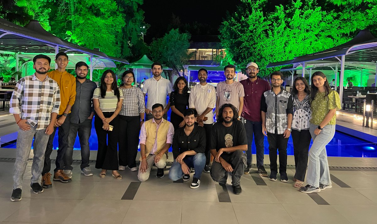 ASLab_iiserb's tweet image. Congratulations to Aparna, @vaishnavi_2809_ @PradnyeshNagra1, and @MidhunRavi1999 on successfully defending their MS thesis!
Wishing you all the best in your future endeavors.🌟