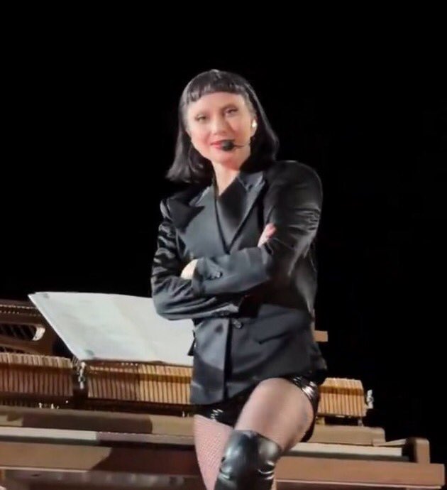 Drapeppa's tweet image. Fatura de Maio

Eu pra fatura / a fatura pra mim