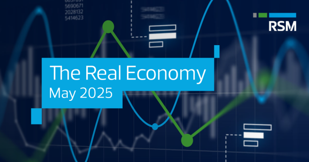 The U.S. economy has a 55% probability of falling into a recession over the next 12 months primarily because of recent economic shocks, writes our Chief Economist @JoeBrusuelas. rsm.buzz/42PWVJy
