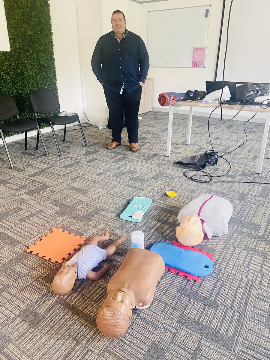 Bushra3671531's tweet image. Wonderful day learning BLS—big thanks to @AdamRooney22 , @RCGPNorth @RCGPMersey &amp;amp; @rcgp for a fun, interactive session! Adam made it so easy to follow. Special thanks to Sarah Adams for the swift BLS cert—really appreciate the hard work behind these events 🙂🤩! #basiclifesupport