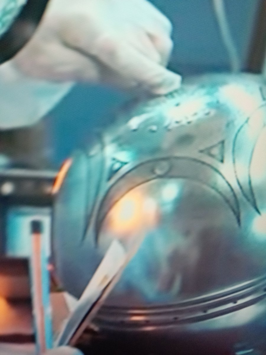 Eddkelly75's tweet image. #BugaSphere Is that a star system engraved on that?. Why isn&apos;t this being presented at the next Ufo hearing. Also the xrays are fascinating #uaptransparency