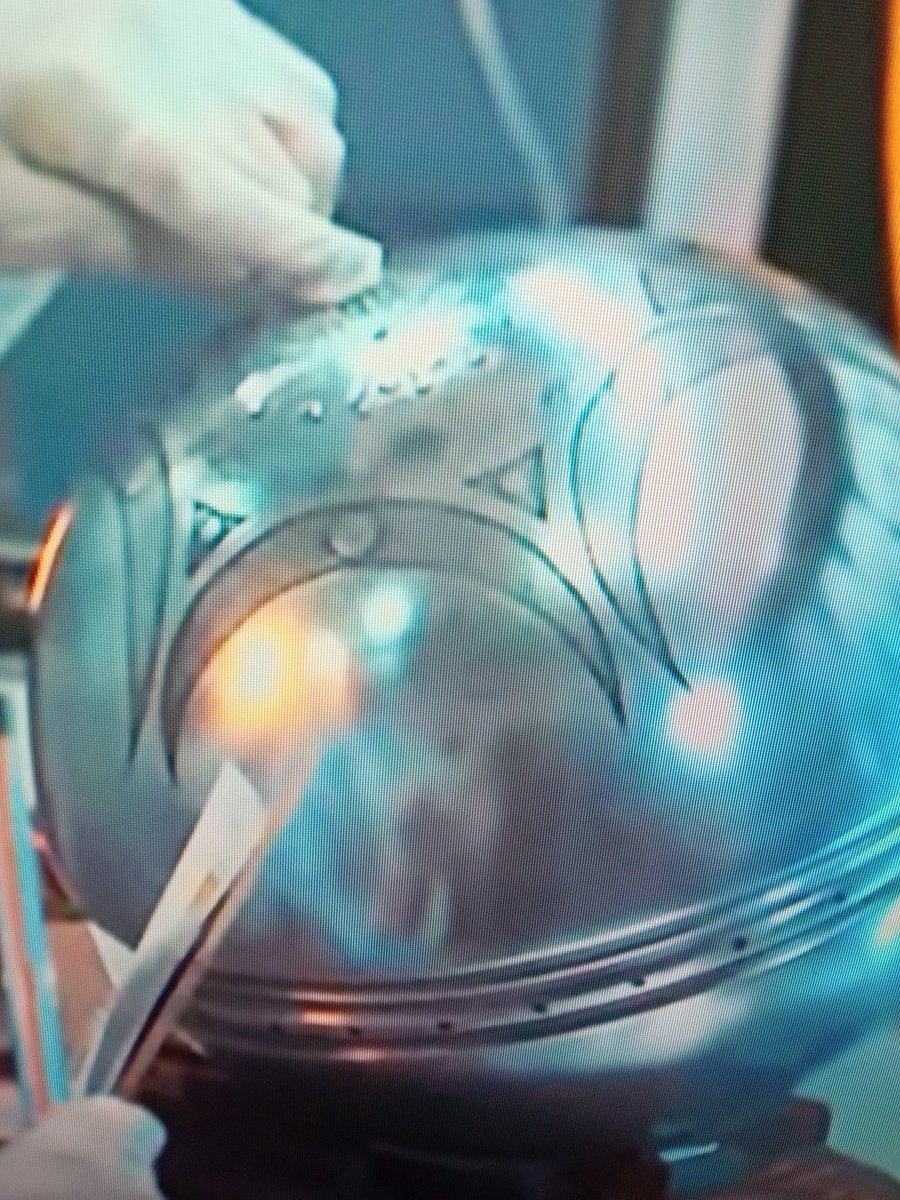 Eddkelly75's tweet image. #BugaSphere Is that a star system engraved on that?. Why isn&apos;t this being presented at the next Ufo hearing. Also the xrays are fascinating #uaptransparency