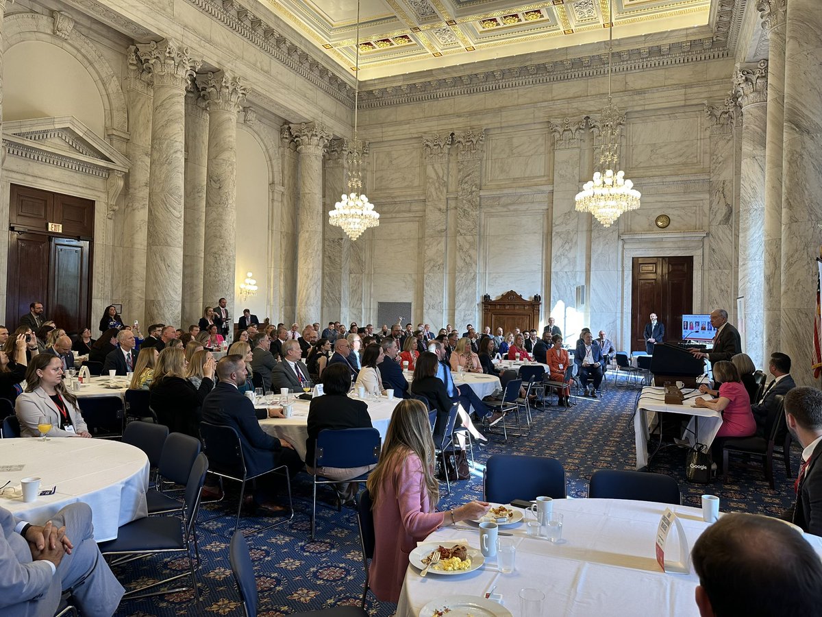 ChuckGrassley's tweet photo. Kicked off the day w 165 Iowans on the Greater Des Moines Partnership DMDC trip at their annual congressional bfast issues: trade taxes workforce farm bill PBMs nationwide injunctions etc https://t.co/q0h7sM5AZh