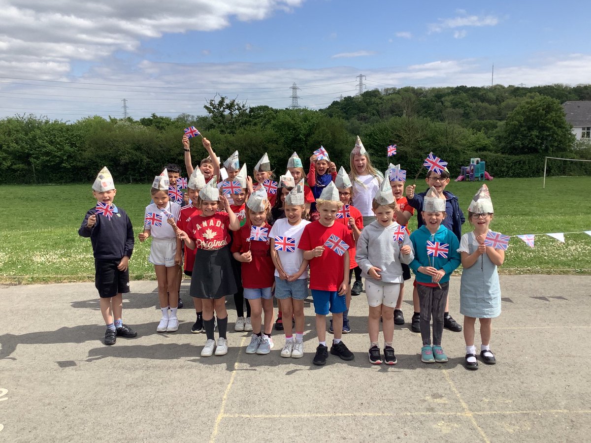 Ash class had a lovely day celebrating VE Day today!