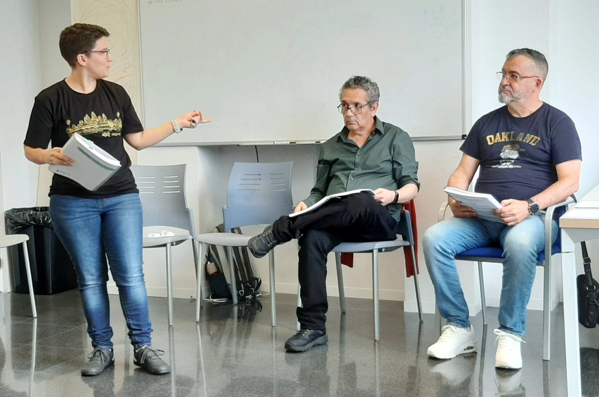 ❇ Iniciat taller entre iguals per a persones amb depressió a la USM de <a href="/cssonamonda/">CS So Na MONDA</a>.  Gràcies🙏 Maria de Lluc Cañellas, Rafael Mateos i Andrés Verdi pacients actius formadors per liderar la sessió i gràcies🙏 Xavier Delgado, psicòleg de la USM per la implicació.
Seguim!