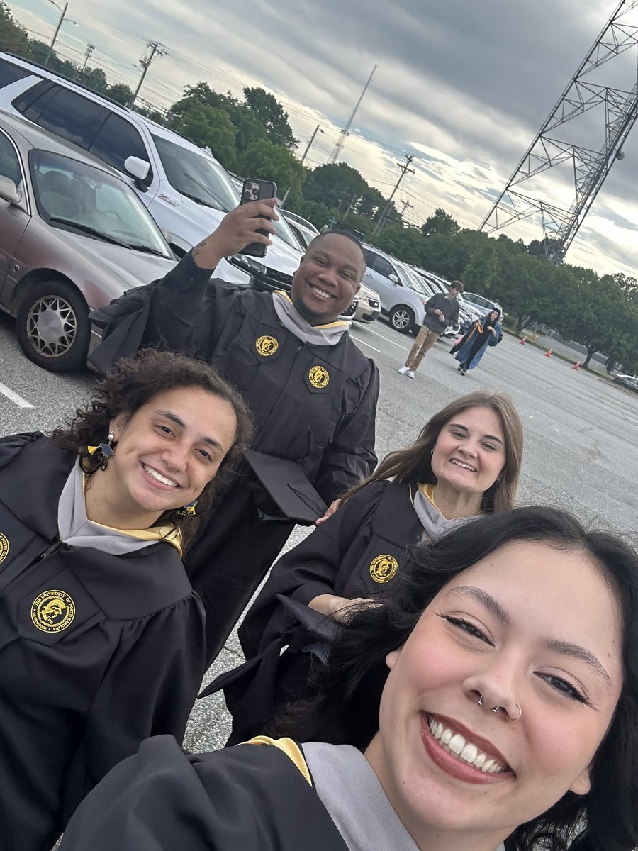 Haydn_Torres's tweet photo. #UNCGGRAD whole cohort eating it up! https://t.co/JNKLg8uDwx