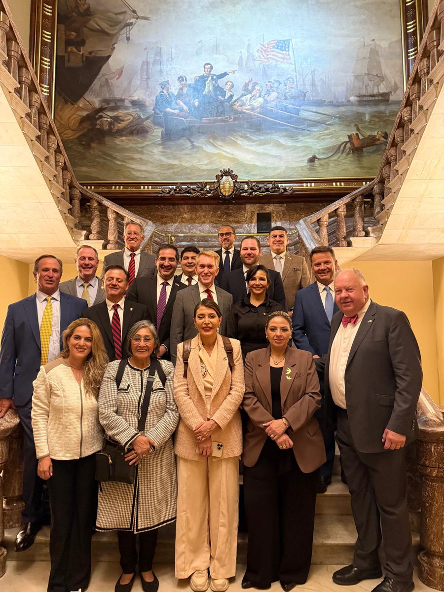 Reuniones con representantes Jay Wilson de Carolina del Sur, Lou Carrera de California, y senadores <a href="/SenatorLankford/">Sen. James Lankford</a> de Oklahoma y <a href="/MikeLeeforUtah/">Mike Lee</a> de Utah