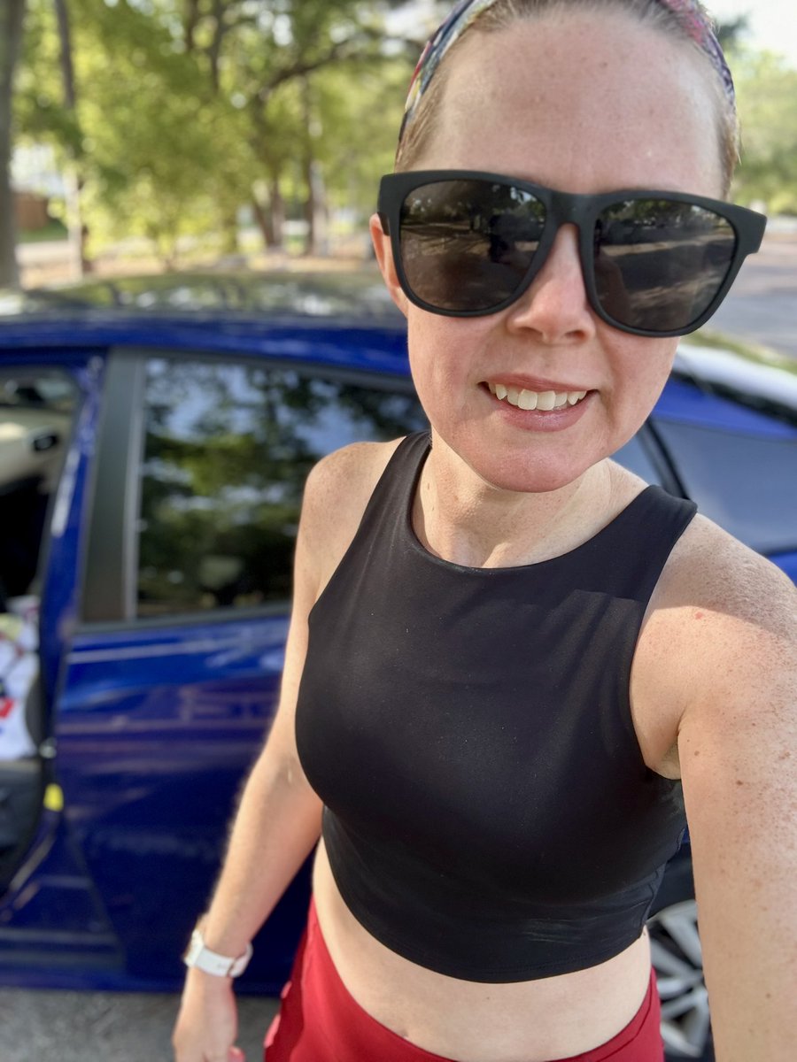 _amberdowns's tweet image. Thursday giving me a run for my money