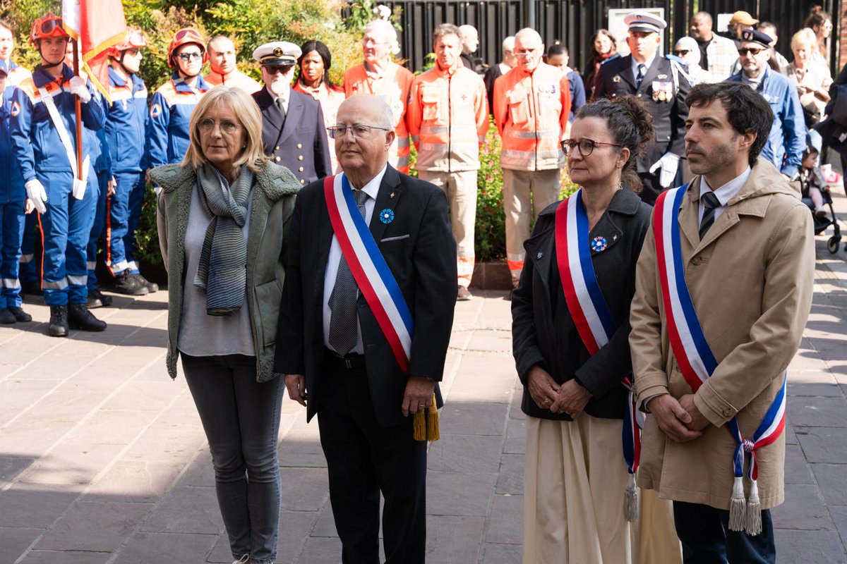 🇫🇷 80e anniversaire de la Victoire du 8 mai 1945

P. Chaimovitch Maire de Colombes, N. Benarfa, conseiller départemental, les Élus du CM et du CCJ, les  représentants de l’UACA de Colombes ont rendu hommage aux victimes et célébré les héros de la Seconde Guerre mondiale.