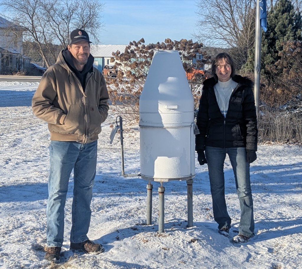 UW–Madison CALS (@uwmadisoncals) on Twitter photo Peninsular ARS's weather station, part of a <a href="/NOAA/">NOAA</a> network of stations, has collected 100 years of data that is used by <a href="/NWS/">National Weather Service</a>, farmers, climatologists, and more. Peninsular ARS has earned a NWS award for their commitment to gathering accurate weather data! ecals.cals.wisc.edu/2025/02/24/par… Peninsular ARS's weather station, part of a <a href="/NOAA/">NOAA</a> network of stations, has collected 100 years of data that is used by <a href="/NWS/">National Weather Service</a>, farmers, climatologists, and more. Peninsular ARS has earned a NWS award for their commitment to gathering accurate weather data! ecals.cals.wisc.edu/2025/02/24/par…