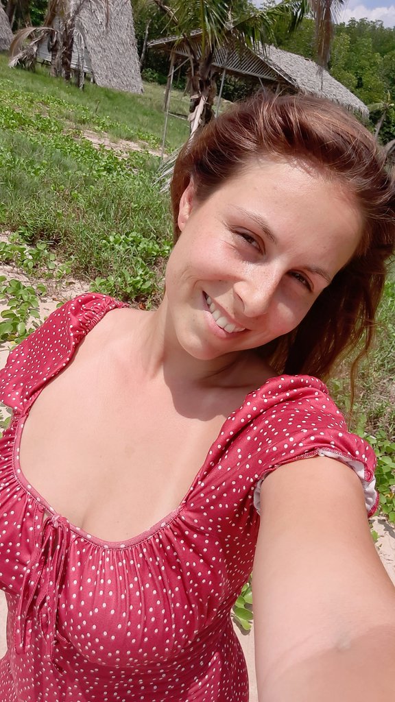Hi guys, I am available for private webcam show today evening. Reserve your time. 🩷🪷💦
