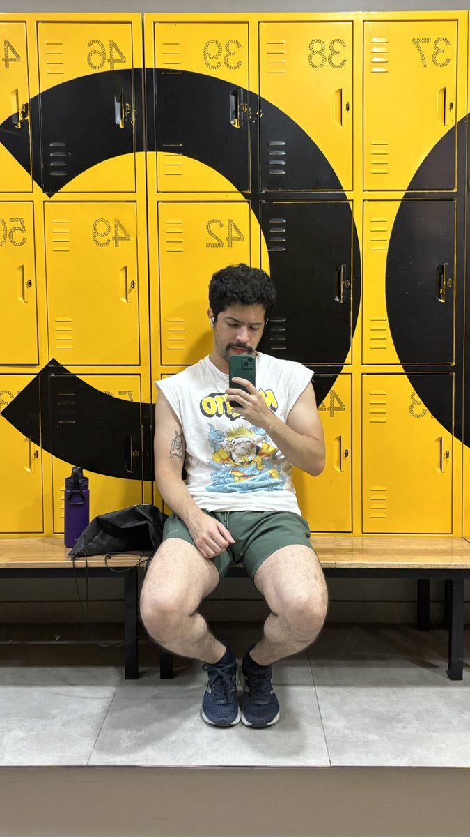 Fuckatastrophy's tweet image. Se me veían tremendas patas 🙂‍↕️