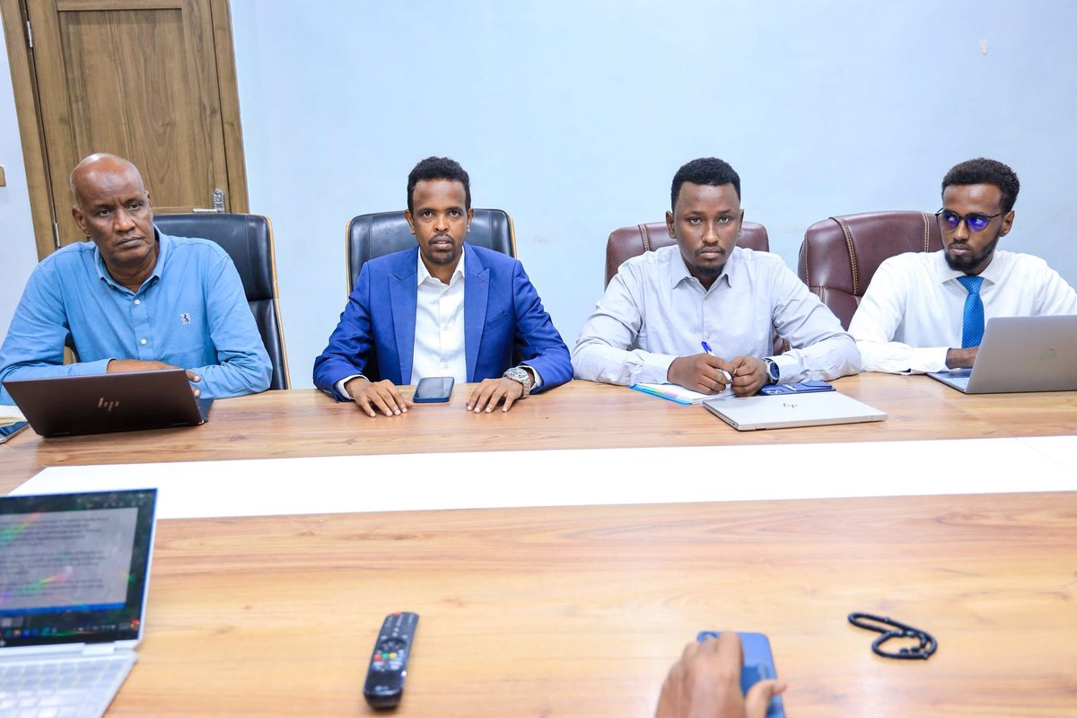 Ministry of Interior, Federal Affairs & Rec (@moifarsomalia) on Twitter photo The Director General of the Ministry of Interior, Federal Affairs and Reconciliation, <a href="/AidarusMHassan/">Aidarus M. Hassan</a>, chaired a technical meeting to review the National Consultative Forum Communiqué, with a focus on the directives assigned to the Ministry of Interior. The Director General of the Ministry of Interior, Federal Affairs and Reconciliation, <a href="/AidarusMHassan/">Aidarus M. Hassan</a>, chaired a technical meeting to review the National Consultative Forum Communiqué, with a focus on the directives assigned to the Ministry of Interior.