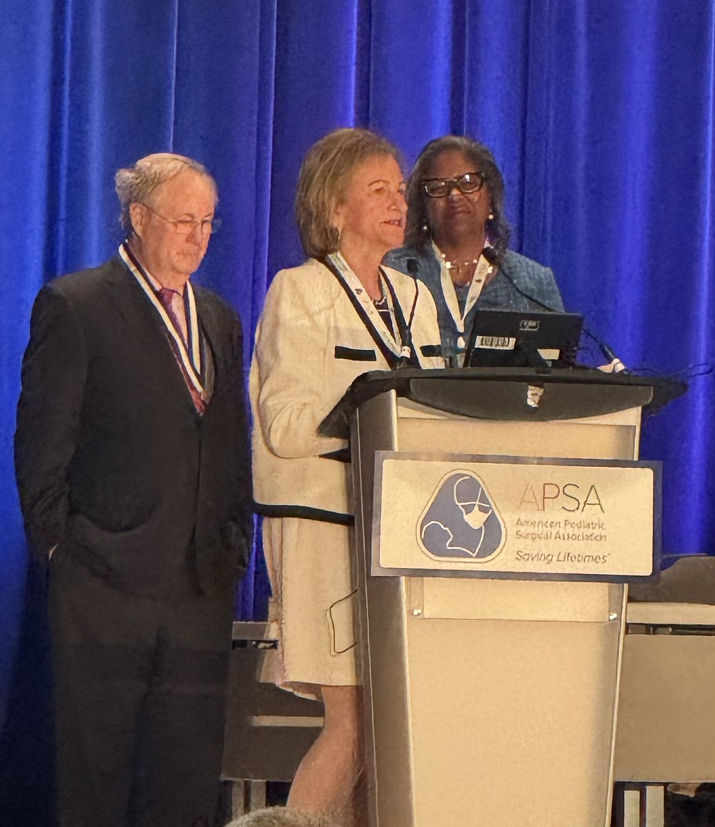 DoctorsPenaBischoff (@drspenabischoff) on Twitter photo What a privilege to know that the next two <a href="/APSASurgeons/">APSA Surgeons</a> presidents will be female surgeons!!!! #apsa2025 What a privilege to know that the next two <a href="/APSASurgeons/">APSA Surgeons</a> presidents will be female surgeons!!!! #apsa2025